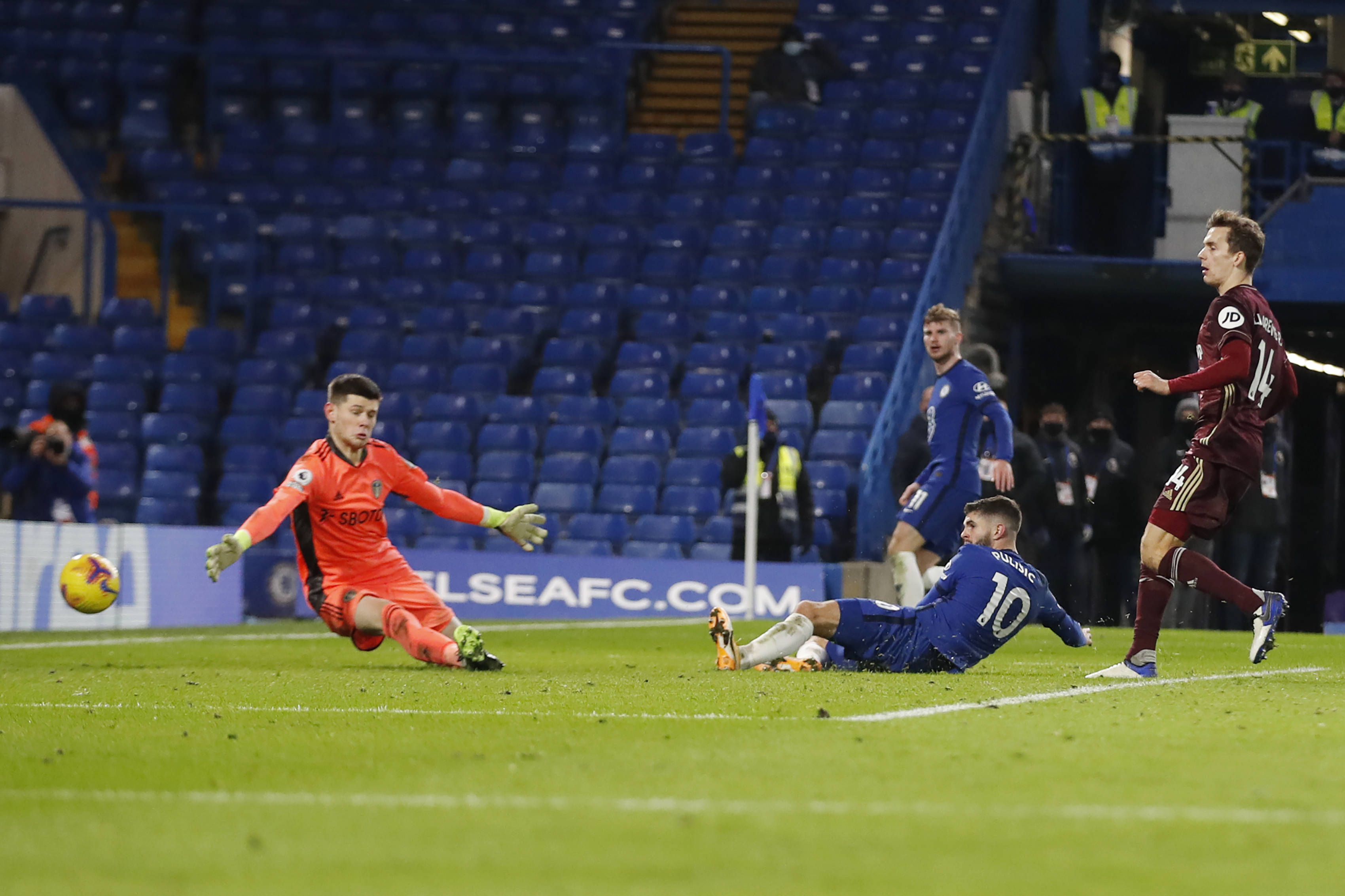 仿佛让人看 仿佛让人看